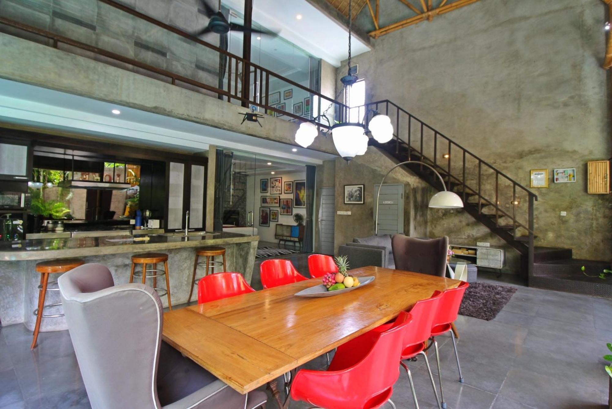 Esa Seminyak (Bali)